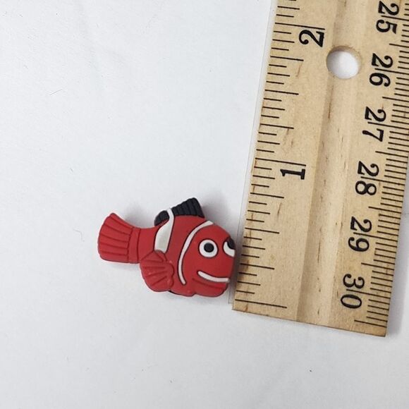 Jibbits Shoe Charm for CROCS Disney Finding Nemo - Picture 3 of 3